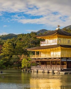Kinkakuji-Tempel - der goldene Pavillon in Kyoto